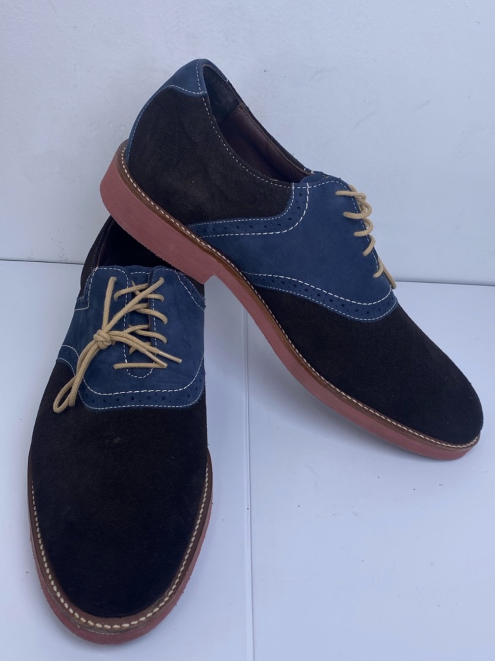 Neil M Dark Blue & Black Low-Top Suede Oxford Shoes w Yellow Laces